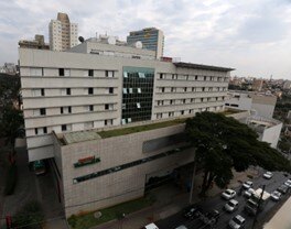 Capa_HU Contorno - Worlds Best Hospital