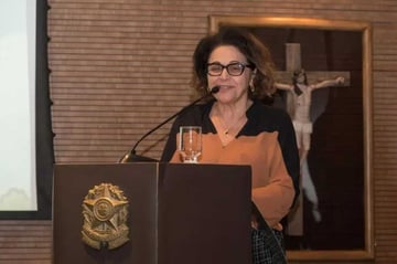 dra merces no evento CRM