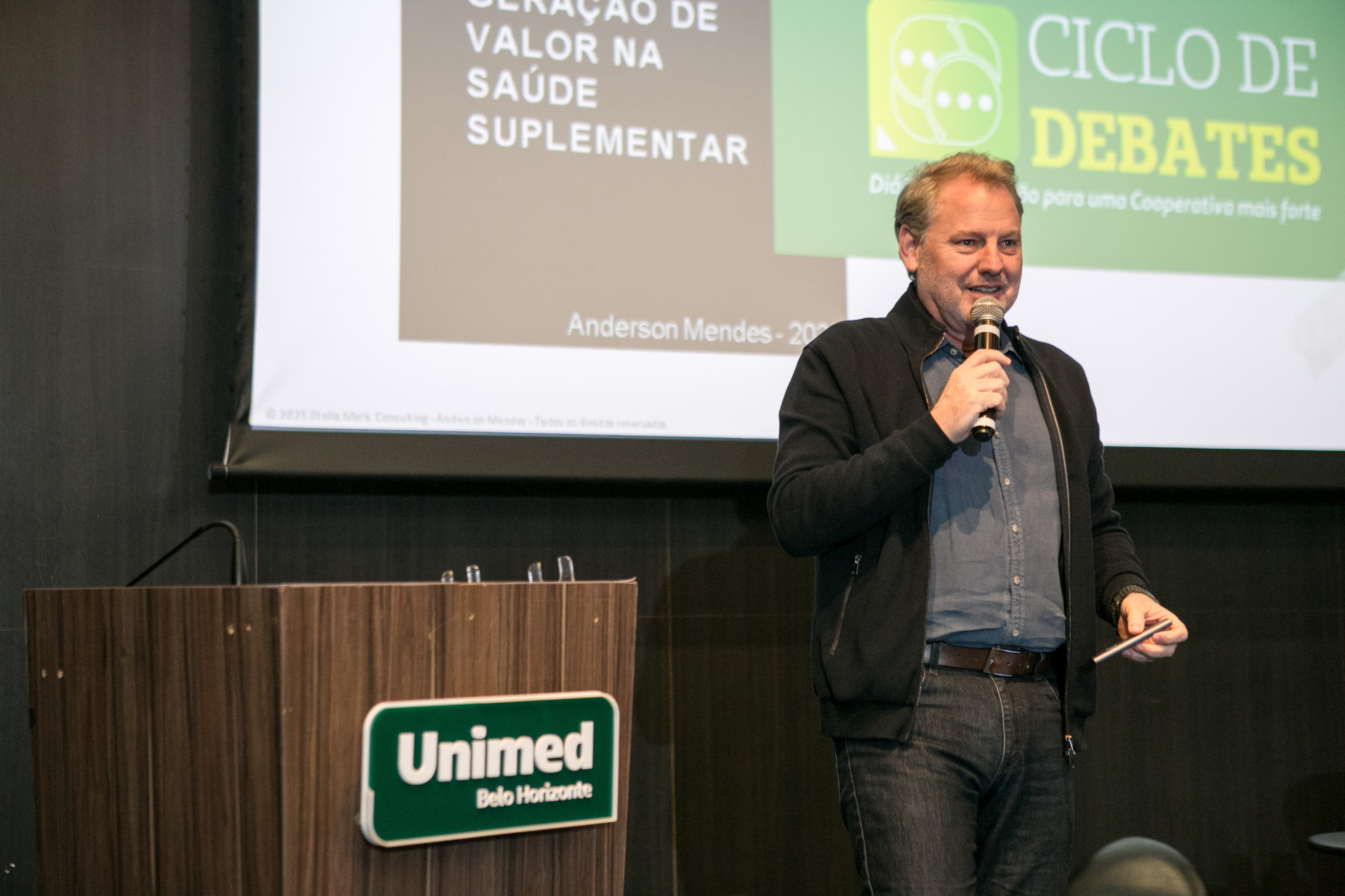 42_cicloDebates_palestra1_0776