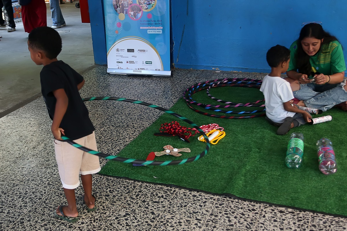 2025_11_22_Inst Unimed_Encerramento Escola de Artes_0043_Foto Élcio Paraíso_Bendita Conteúdo