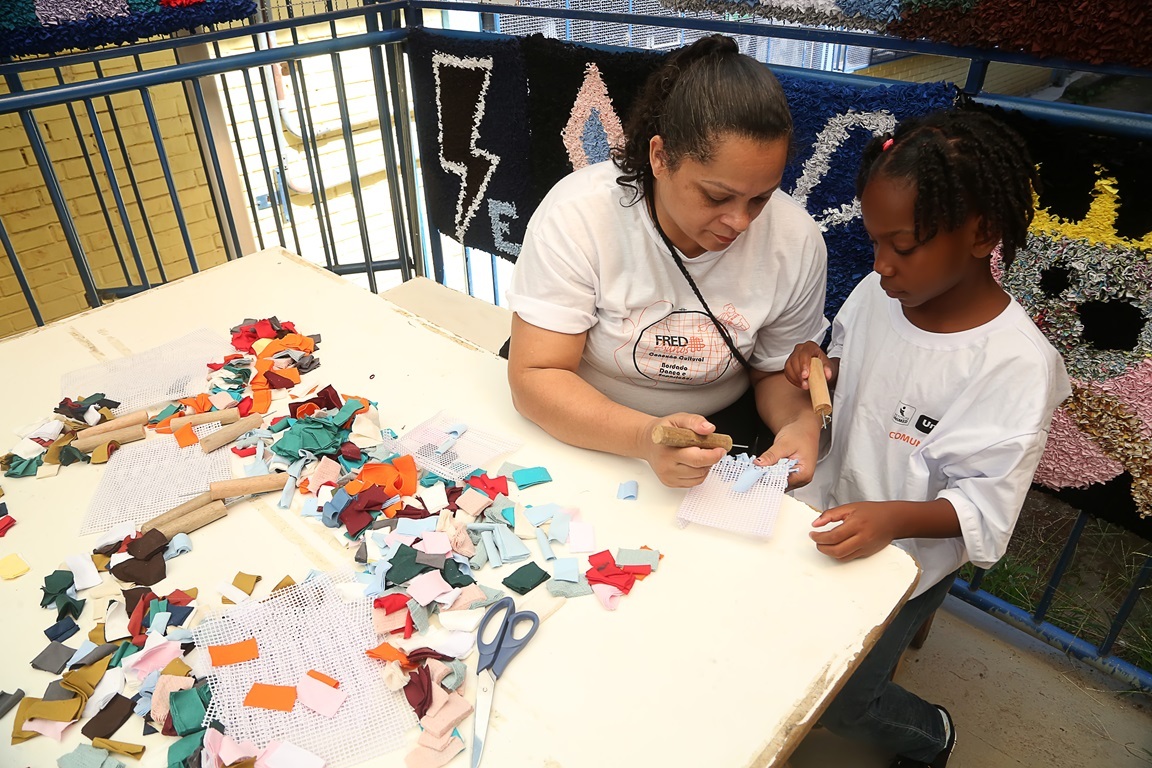 2025_11_22_Inst Unimed_Encerramento Escola de Artes_0075_Foto Élcio Paraíso_Bendita Conteúdo