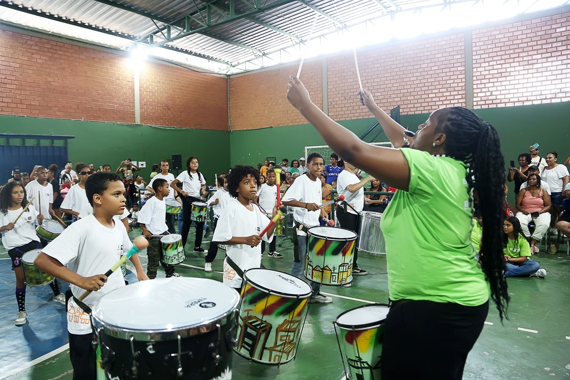 2025_11_22_Inst Unimed_Encerramento Escola de Artes_0126_Foto Élcio Paraíso_Bendita Conteúdo
