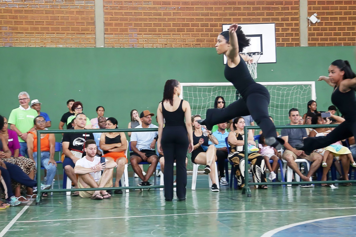 2025_11_22_Inst Unimed_Encerramento Escola de Artes_0151_Foto Élcio Paraíso_Bendita Conteúdo