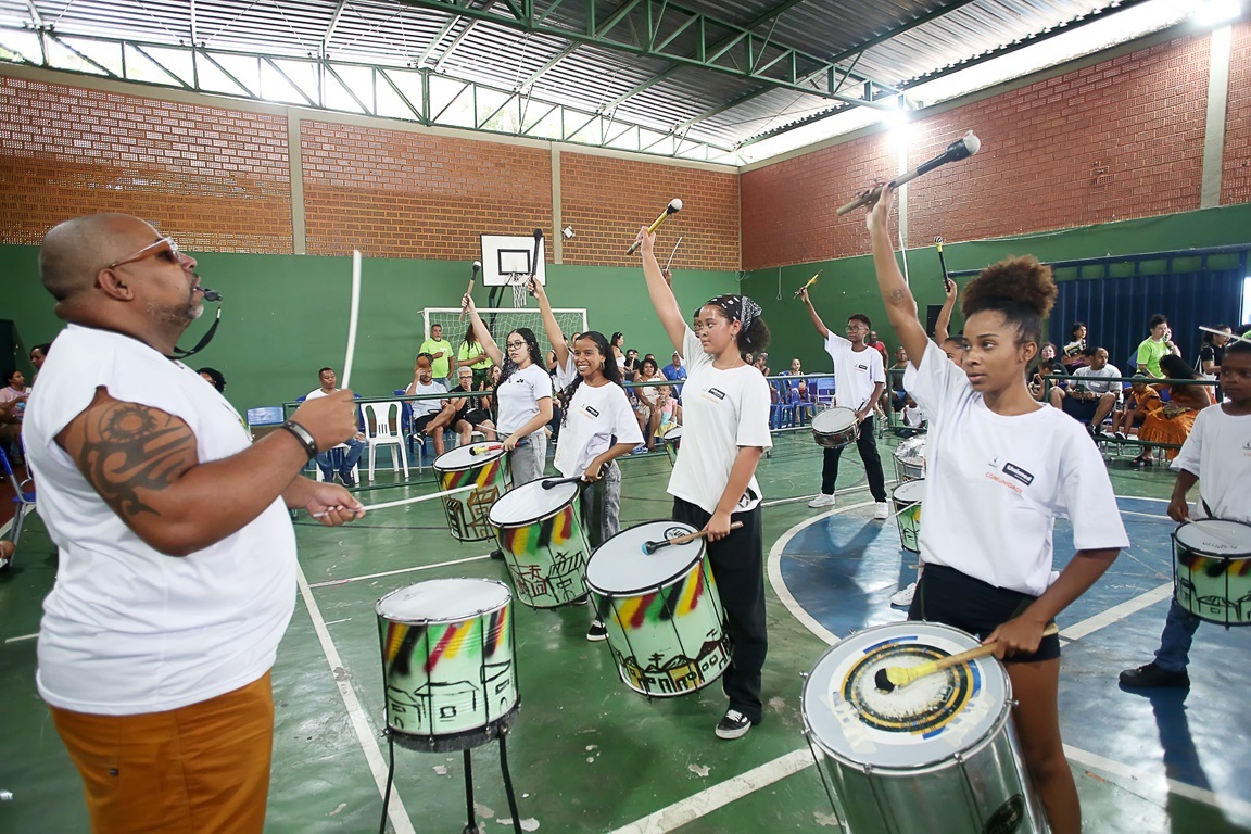 2025_11_22_Inst Unimed_Encerramento Escola de Artes_0282_Foto Élcio Paraíso_Bendita Conteúdo