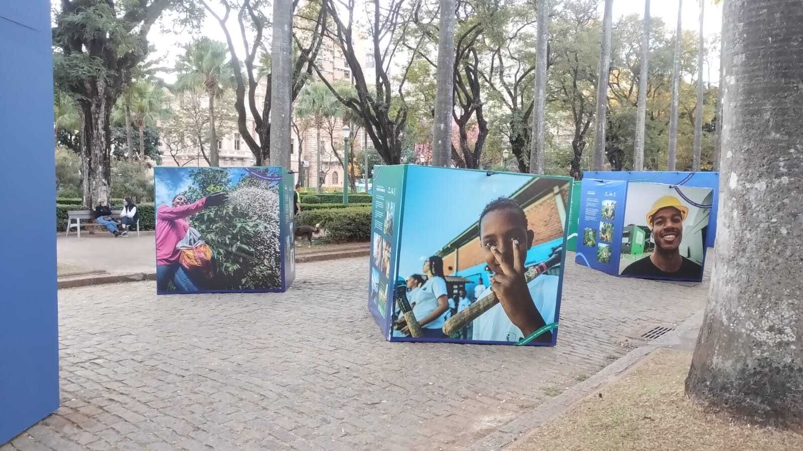 Exposição fotográfica “Cooperativas Constroem um Mundo Melhor” - Fotos Mário Reis (OCEMG) (25)